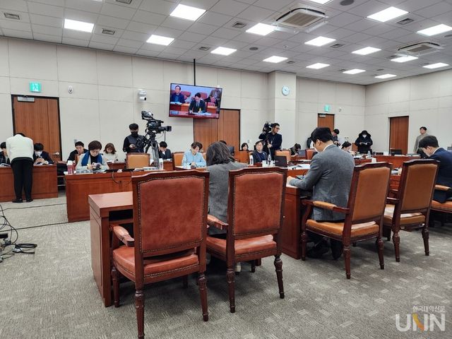 국회 교육위원회는 9일 국회 본관에서 ‘사립대학 구조개선 법률안’ 공청회를 개최했다. (사진=백두산 기자)
