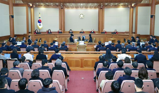 지난달 25일 대심판정에서 ‘대통령(윤석열) 탄핵(2024헌나8)’ 사건에 대한 최종 변론이 열렸다. (사진=헌법재판소)