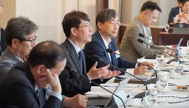 김종영 교수가 국공립대학 총장들의 질의에 답변하고 있다. (사진=한명섭 기자)