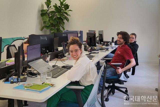  CISAM+의 오브라토리에 있는 기업 관계자들 모습. (사진=주지영 기자)