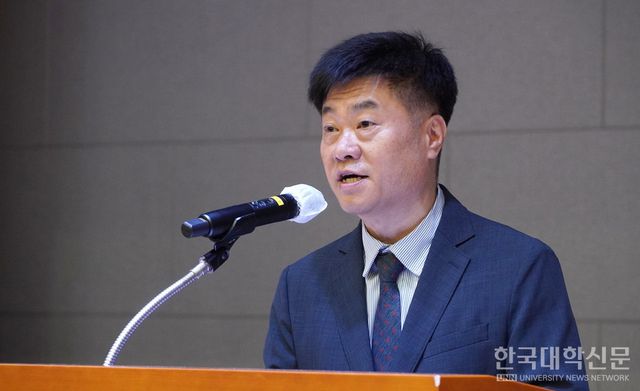 윤우영 전문대학 혁신지원사업발전협의회 신임회장이 개회사를 말하고 있다. (사진=한명섭 기자)