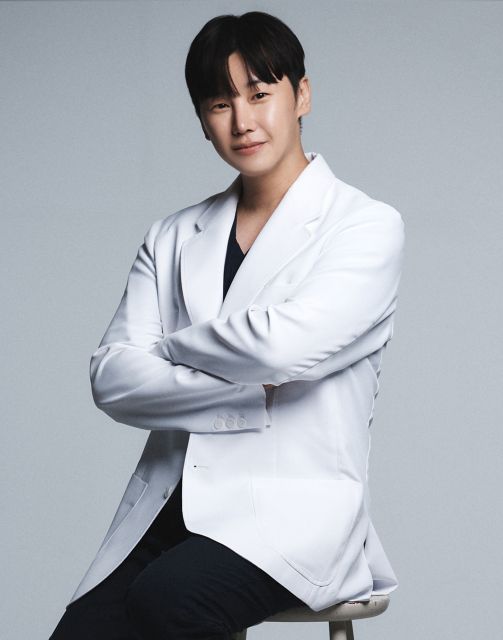 사적인아름다움지유의원 박기범 대표원장