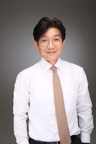 진권 의약2본부장