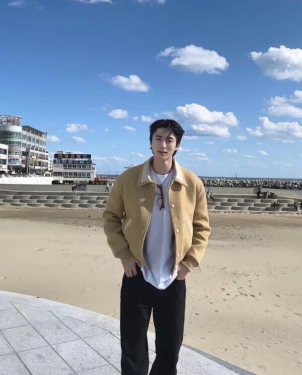 라이징 스타에서 대세 배우로, 변우석 프로필 및 활약상 총정리