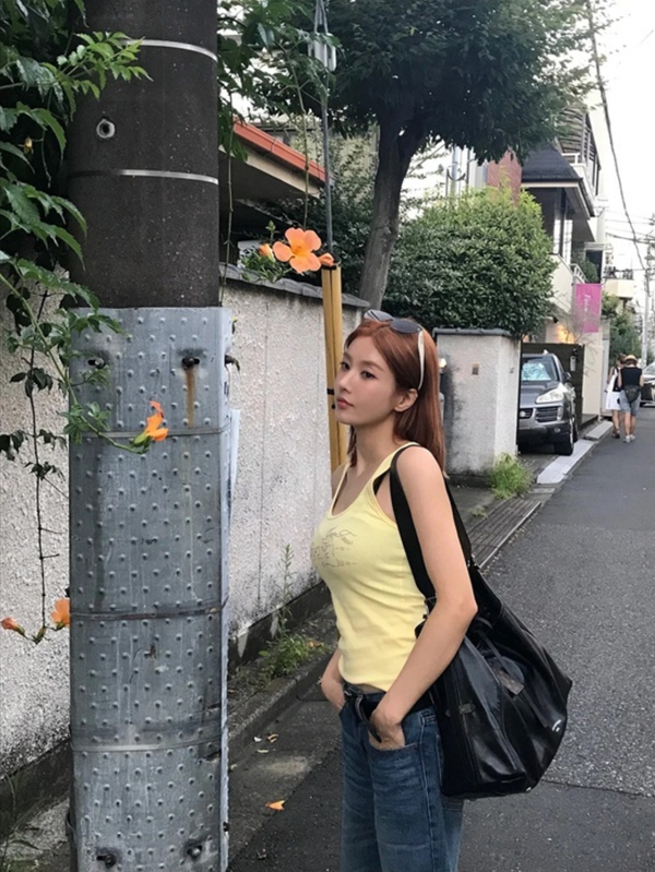 권은비 SNS