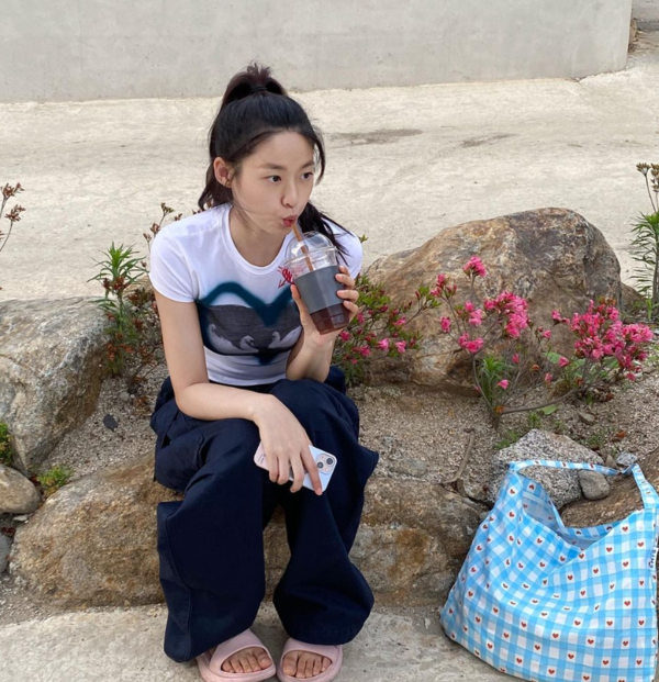 설현 SNS