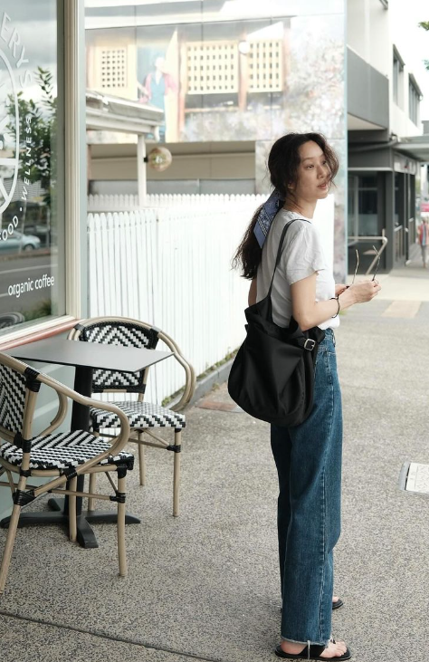 정려원 SNS