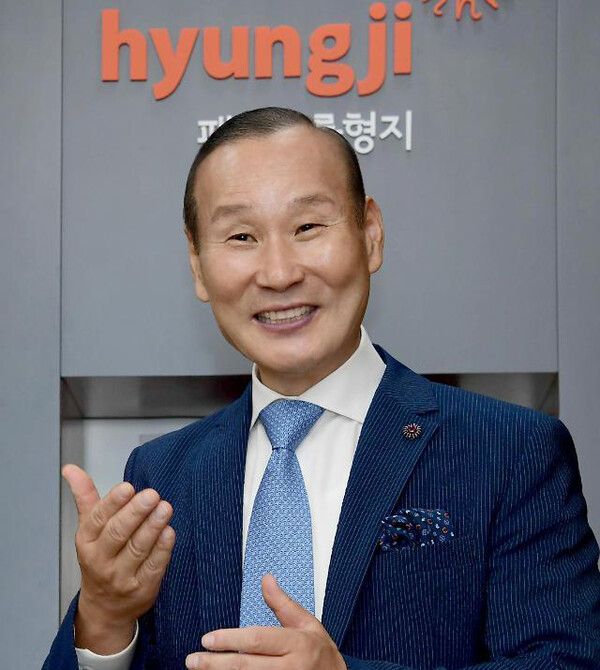 패션그룹 형지 최병오 회장.