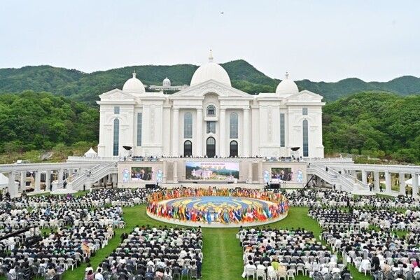 한학자 통일교 총재가 9월 23일 법정 구속돼 후폭풍이 거세다.