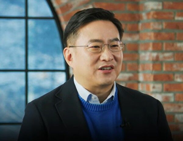 김남정 동원그룹 회장(동원그룹 유튜브 갈무리).