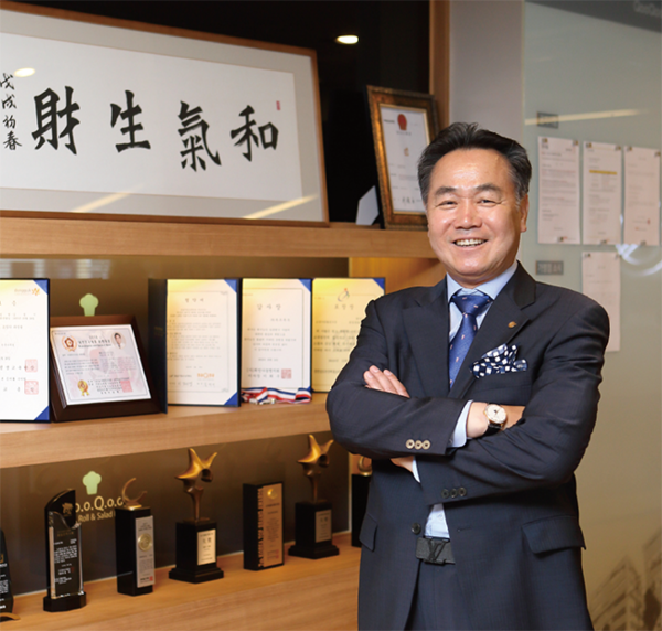 김영기 쿠우쿠우 회장.