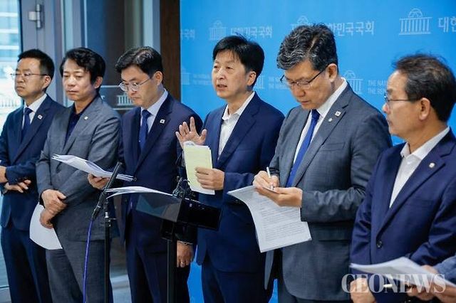 [박수남의 폴리코노미 6] 삼성 파운드리가 증명한 '정치의 경제 지배'...상법개정안, 기업가정신에 내린 사형선고