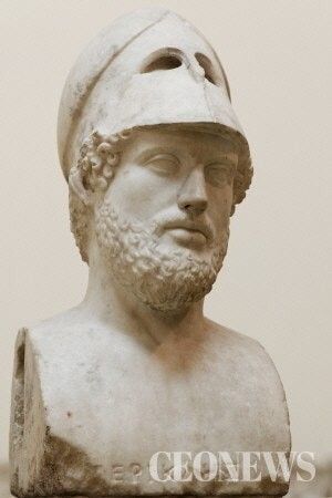 ▲ 페리클레스 대리석 흉상. 조각가 크레실라스가 만든 것을 로마 시대에 모작한 것