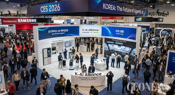 2026년 1월 6일 개막하는 세계 최대 가전·IT 전시회 'CES 2026'을 앞두고 글로벌 기술 지형이 급변하고 있다. 지난 3년간 텍스트와 이미지 영역에서 혁신을 이끈 '생성형 AI(Generative AI)'를 넘어, 올해는 AI가 로봇·자동차·가전이라는 물리적 실체를 입고 현실 세계를 제어하는 '에이전트 AI(Agentic AI)'와 '물리적 AI(Physical AI)' 시대가 본격 개막할 전망이다.