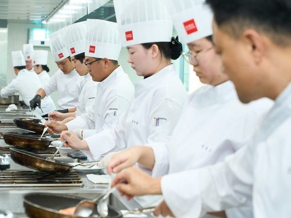 사진설명=SK 뉴스쿨&nbsp;조리과 교육 현장 스케치&nbsp;