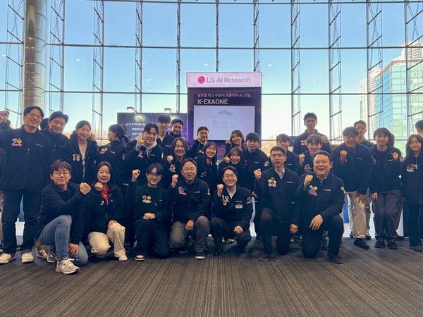 30일 서울 강남 코엑스에서 열린 과학기술정보통신부 주관 독자 AI 파운데이션 모델 1차 발표회에 참가한 K-엑사원 컨소시엄(사진=(주)LG)