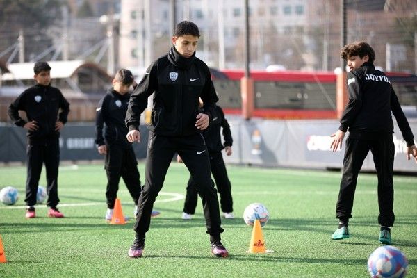 사진설명=김요한 선교사가 이끄는 조이풀 축구단