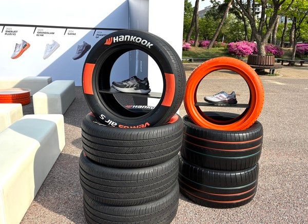 사진설명=2025&nbsp;서울하프마라톤&nbsp;'한국X프로-스펙스'&nbsp;협업 부스 참고용 이미지