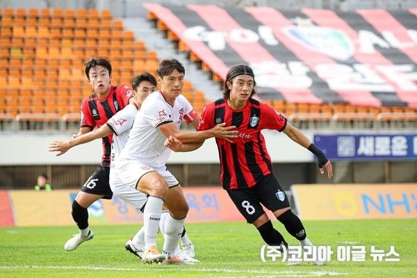 창원FC와 화성FC 경기장면&nbsp; (사진/제공=창원특례시)