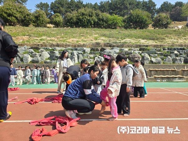 거제시청씨름단, 유치부 씨름교실 재능기부&nbsp; (사진/제공=거제시)