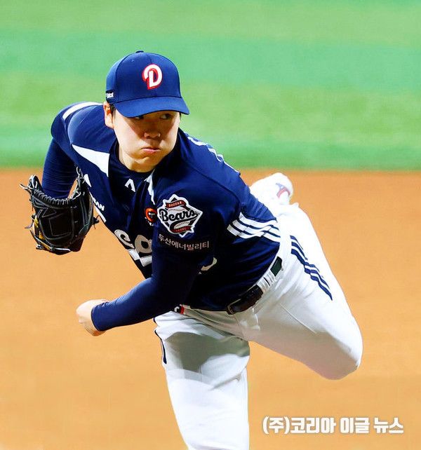 2025 KBO리그 두산 베어스의 선발 투수 최승용이 부상에서 회복하고 12일 만에 선발 마운드에 복귀한다. 최승용은 27일 수원 KT위즈파크에서 열리는 KT 위즈와의 경기에 선발 투수로 나설 예정이다.