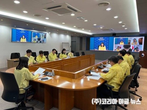 김진아 외교부 제2차관은 13일 이스라엘의 이란 공습 이후 중동 정세 평가 및 재외국민보호 대책 점검을 위한 본부·공관 합동 상황점검회의를 주재했다.