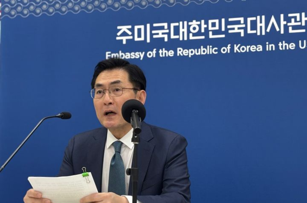 정부 북핵 수석대표인 정연두 외교부 외교전략정보본부장이 26일(현지 시간) 미국 워싱턴DC 주미대사관에서 방미 관련 특파원 간담회를 열고 발언하고 있다. 뉴시스