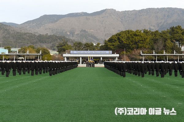 해군병 721기 수료식 전경&nbsp; &nbsp; (사진/제공=해군교육사령부)