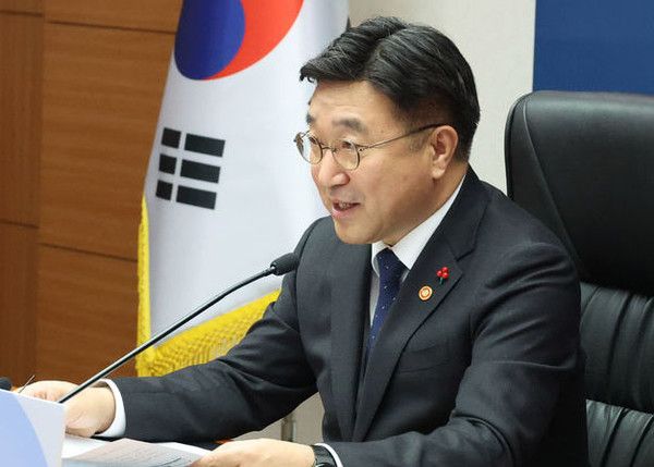 윤호중 행정안전부 장관.뉴시스