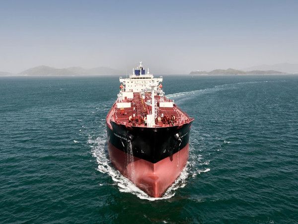 케이조선이 건조한 5만t급 석유화학제품운반선.(사진=케이조선)