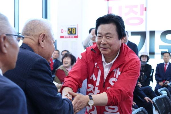 국민의힘 강기윤 경남 창원시장 후보. 뉴시스