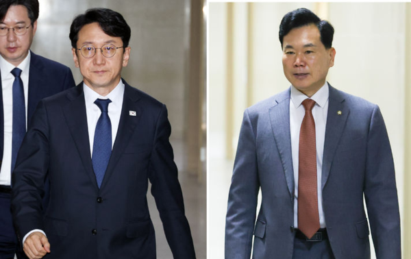 천준호(왼쪽) 더불어민주당 원내운영수석부대표와 김승수 국민의힘 원내운영수석부대표가 16일 여의도 국회 운영위원장실에서 열린 여야 원내운영수석부대표 회동에 각각 참석하고 있다. 뉴시스