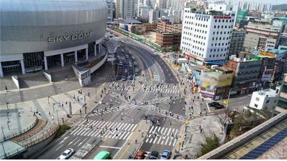 고척스카이돔 앞 동양미래대학교 교차로(예상).&nbsp; 뉴시스