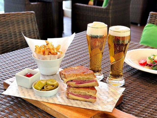 여의도 메리어트 호텔이 한맥과 함께하는 '버블 테라스' 생맥주 무제한 프로모션을 선보인다. [사진=메리어트 호텔]