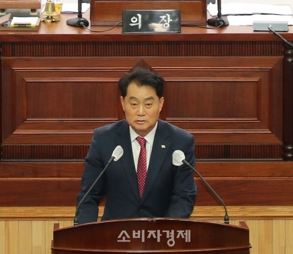 하은호 군포시장이 시정연설을 하고 있다. (사진제공=군포시)