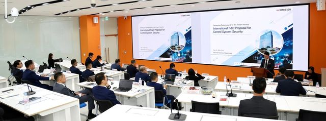 한전KDN, 베트남 전력그룹사(EVN, EVNICT) 초청 기술교류회 모습. (사진=한전KDN)