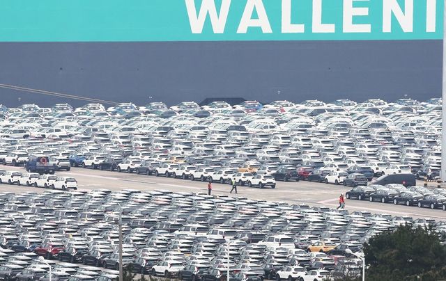 9일 경기도 평택항에서 수출 대기 중인 자동차.(사진=연합뉴스)