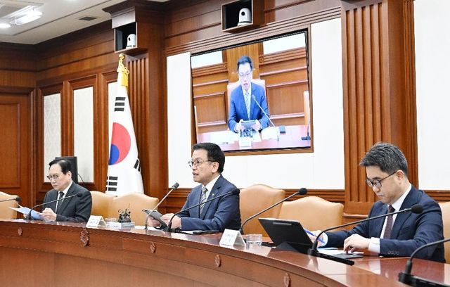 경제관계장관회의 겸 산업경쟁력강화관계장관회의.(사진=기획재정부)