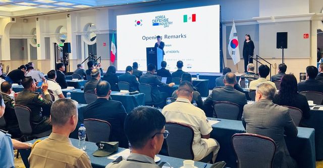 KOTRA는 4월 21일부터 일주일간 멕시코 FAMEX, 페루 SITDEF 전시회와 연계해 ‘중남미 K-방산 Week’를 개최하고 멕시코 방산설명회, 중남미 방산수출협의회, 전시회 홍보관 및 1:1 비즈니스 상담회를 운영할 예정이다. 4월 22일 멕시코 방산설명회의 모습.(사진=KOTRA)