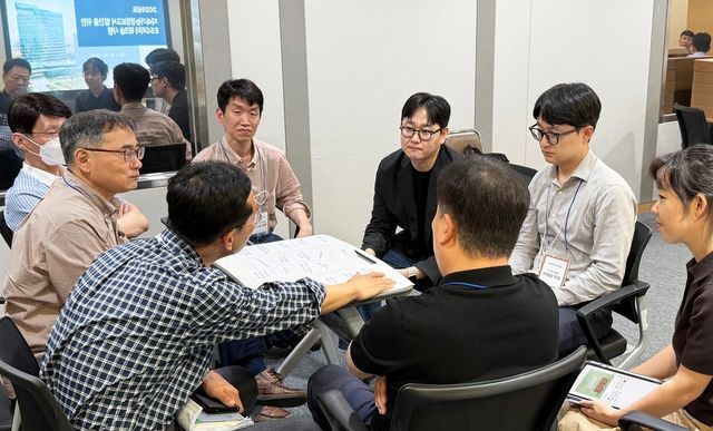 한전KDN, 부서별 ESG 리더 워크숍 분임토의 진행 모습.&nbsp;(사진=한전KDN)