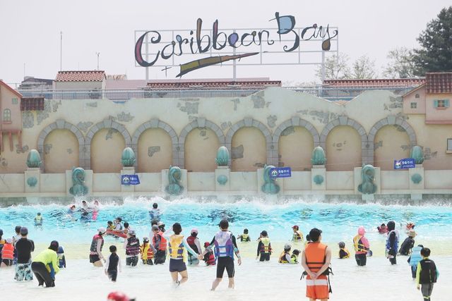 캐리비안 베이 파도풀 전경. (사진= 삼성물산)