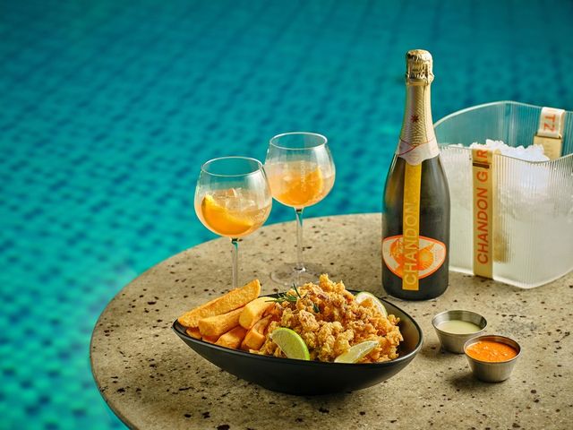 샹동 가든 스프리츠와 셰프 추천 플레이트. (사진=호텔신라)