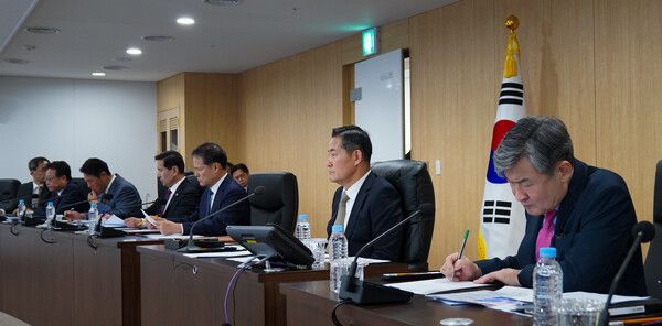 &nbsp;북한이 ICBM를 발사한 31일 용산 대통령실에서 긴급 NSC 상임위원회가 열렸다.[사진=대통령실 제공]