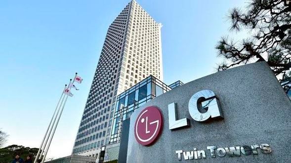 G전자는 올 3분기 매출 22조1769억원, 영업이익 7511억원 잠정 실적을 기록했다. 사진은 LG전자 본사 트윈타워 전경. [사진=LG전자]