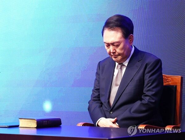 윤 대통령이 한덕수 국무총리 교체를 먼저 시작할 것이라는 전망이 나온다 [사진=연합뉴스]