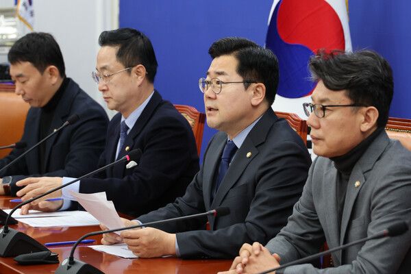 더불어민주당 이재명 대표가 26일 오전 서울 여의도 국회에서 열린 민생연석회의 출범식에서 발언하고 있다. [사진= 연합뉴스]