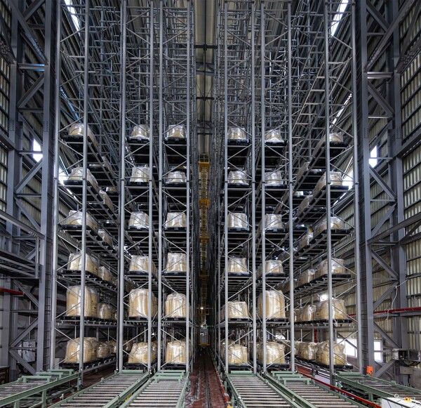 포스코필바라리튬솔루션에서 생산한 수산화리튬 제품 창고 [사진=연합뉴스]