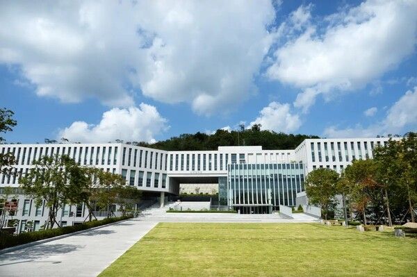 현대바이오가&nbsp;&nbsp;지난 9일 베트남 보건부 산하 과학기술교육국에 '뎅기열 및 뎅기열 유사 질환 치료를 위한 제프티 바스켓임상시험 연구신청서'를 제출했다. [사진=현대바이오]