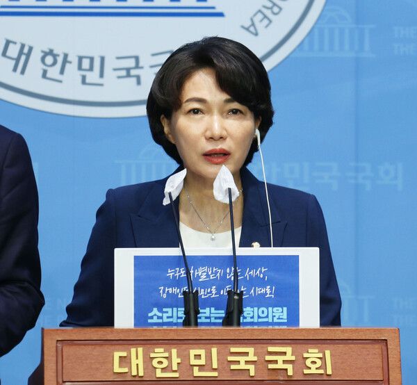 &nbsp; &nbsp; &nbsp; &nbsp; &nbsp; &nbsp; &nbsp; &nbsp; &nbsp; &nbsp; &nbsp; &nbsp; &nbsp; &nbsp; &nbsp; &nbsp; &nbsp; &nbsp; &nbsp; 국회 보건복지위원회 소속 더불어민주당 서미화 의원[사진=의원실 제공]