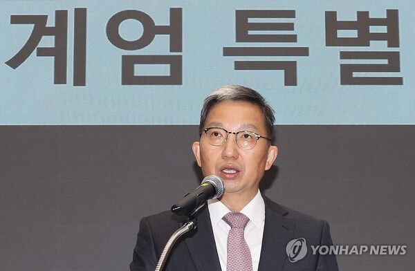 우종수 경찰청 국가수사본부장이 9일 오전 서울 서대문구 경찰청 국수본에서 12·3 계엄 사태 수사 상황 관련 첫 브리핑을 하고 있다. 2024.12.9 [사진=연합뉴스]